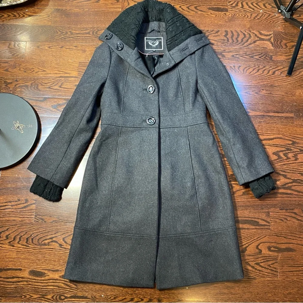 Women's RW & CO Gray Wool Coat Size M - Picture 3 of 15